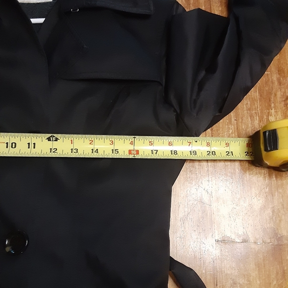 Michael Kors Removable Wool Blend Liner Trenchcoat - Picture 8 of 10